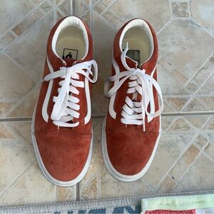 VANS Woman's red Orange Suede Sneakers Size 8.5 M perfect